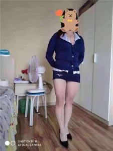 153225g9s4b0s04dc44sqq.jpg