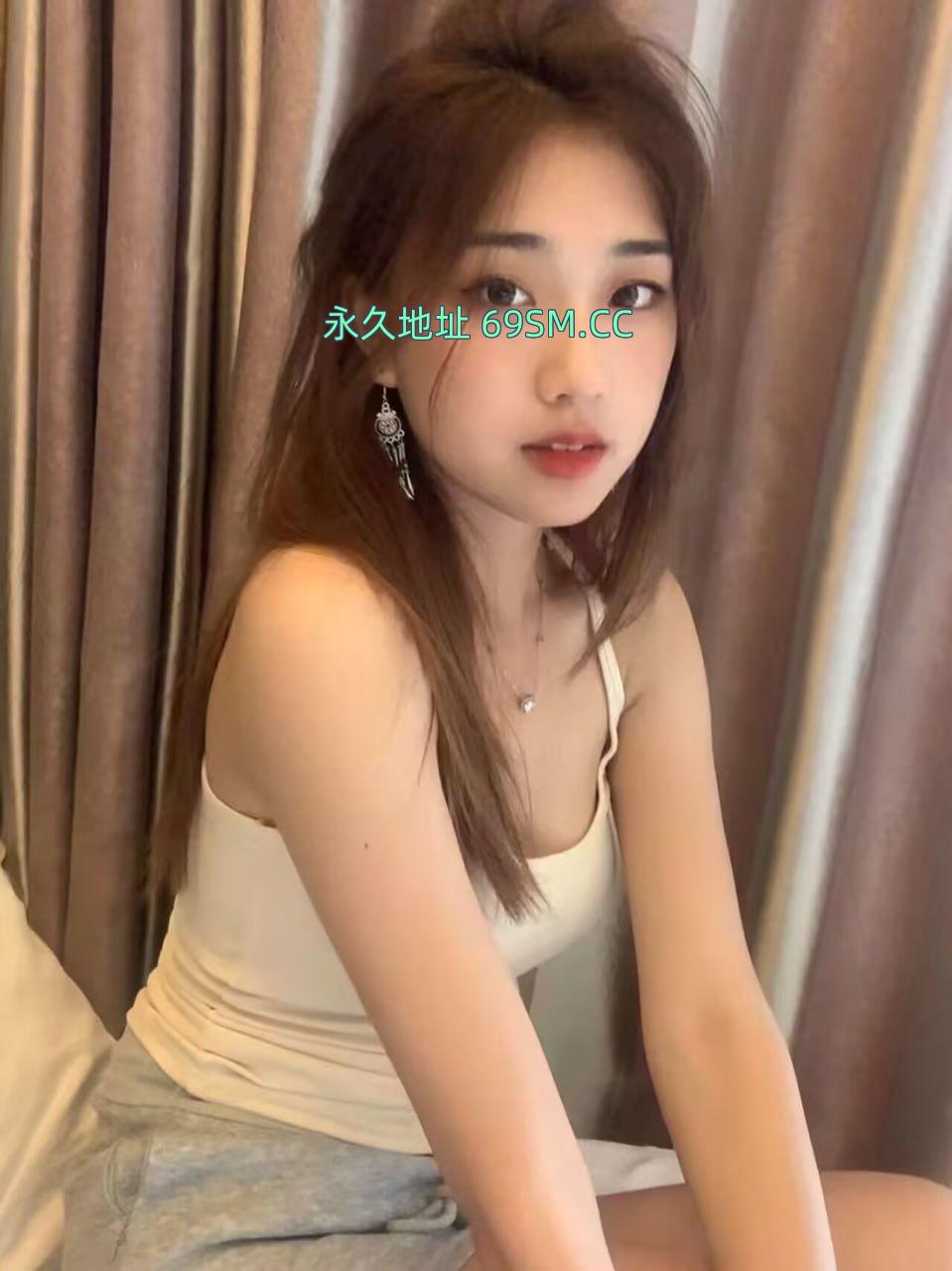 c8c98f656dtq.jpg
