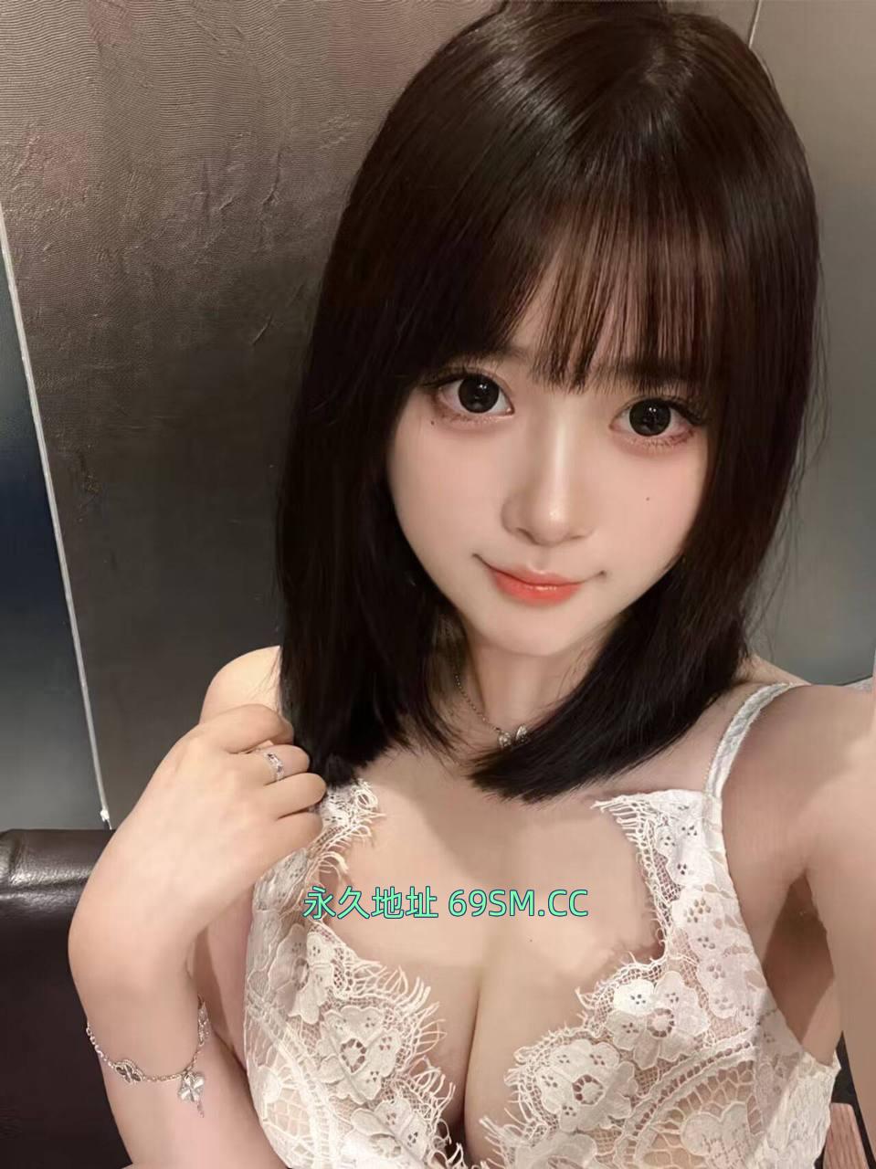 5ae566a9k2oC.jpg