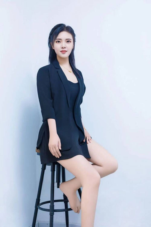 112554j9500gx7xt0v97x4.jpg